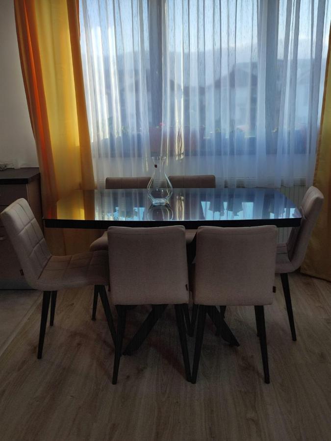 Appartement Marina'S House à Ghimbav Extérieur photo